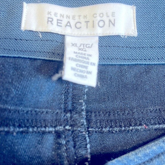 Kenneth Cole, women's pull on, denim Jean , high waist, stretch - Picture 7 of 8